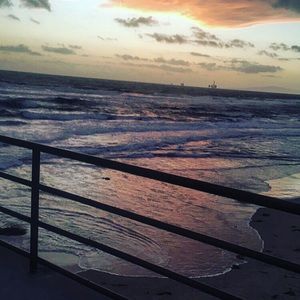 Meet your Posher, Ury